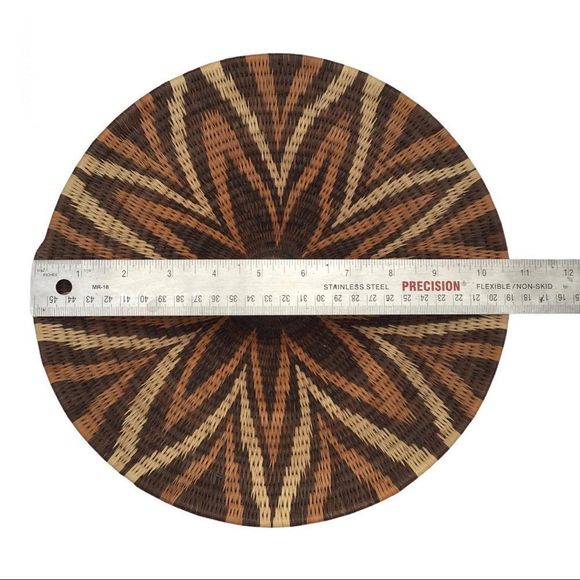 Botswana vintage African handmade decorative star pattern flat basket brown tan​ - Picture 9 of 10